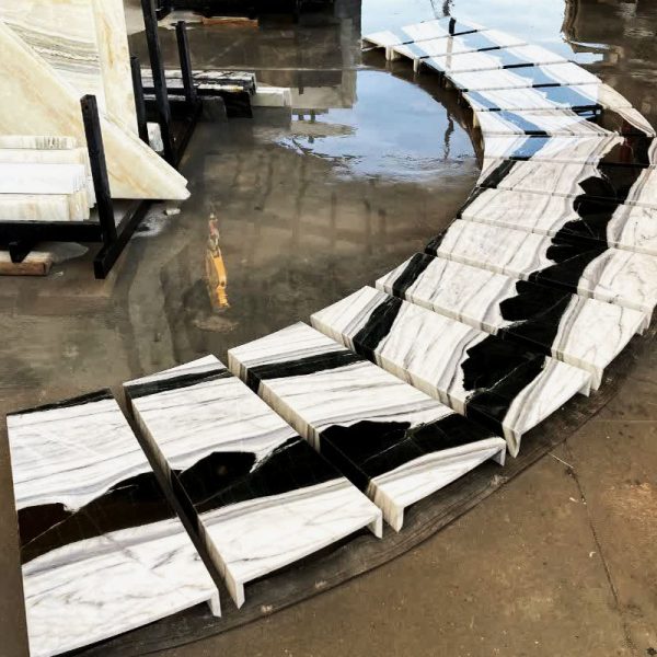 پله سنگ پاندا