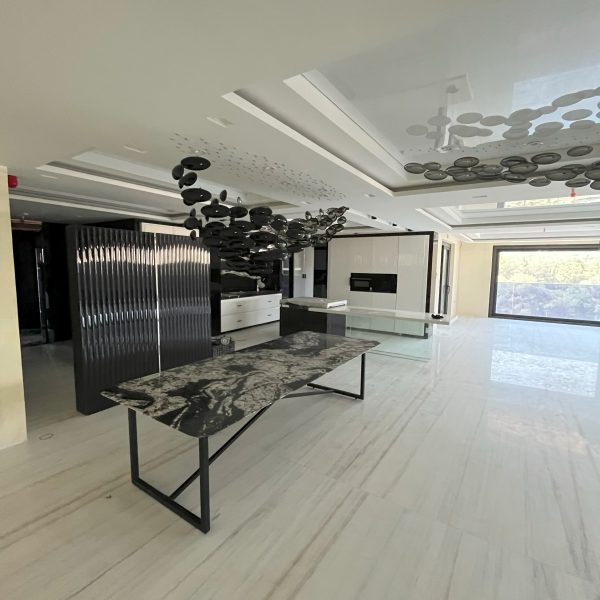 میز سنگی بلک هورس